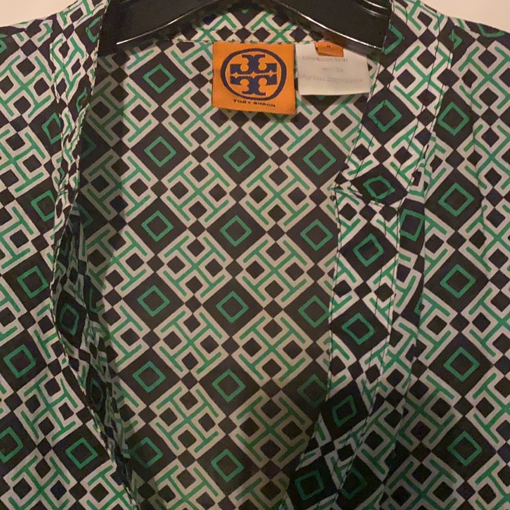 Tory Burch crop tunic logo print blouse side slit size 6 GC - Picture 3 of 16